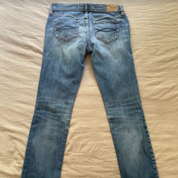 Abercrombie Jean 0S Like New - Picture 3 of 9